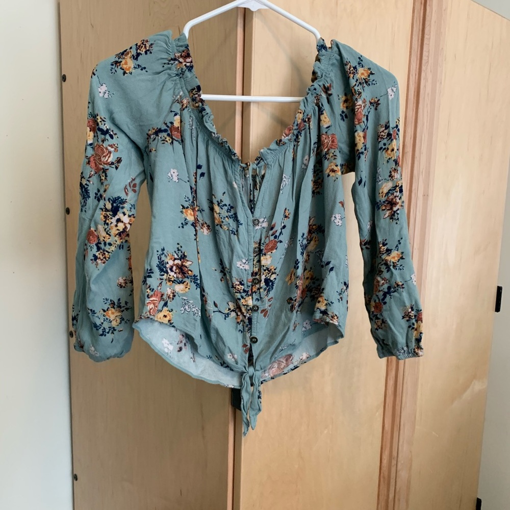 Cute flower top